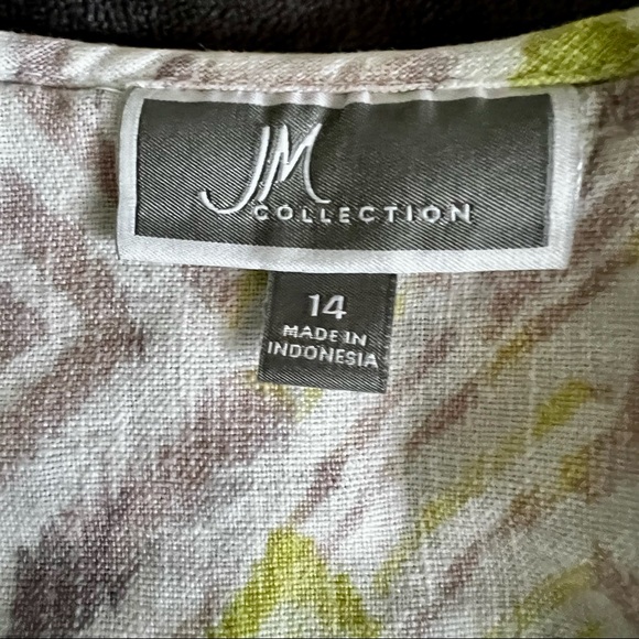 JM collection Aztec Print Top - Picture 5 of 8